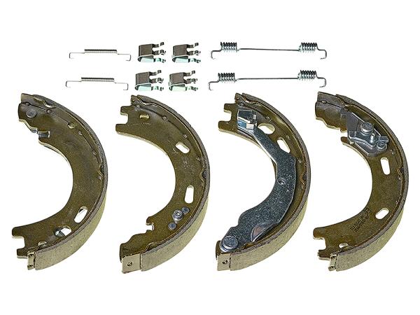 Handbrake Shoes [BREMBO LR031947BR] Primary Image