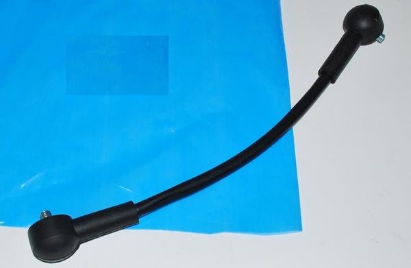 Lower Tailgate Cable [BRITPART LR038051] Primary Image