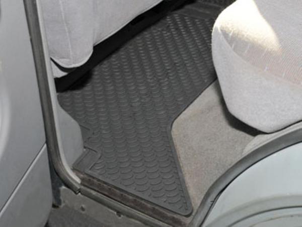 Floor Mat - Middle Row [BRITPART ZBS1311R]